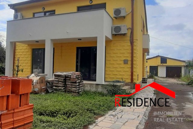 House, 272 m2, For Sale, Medulin
