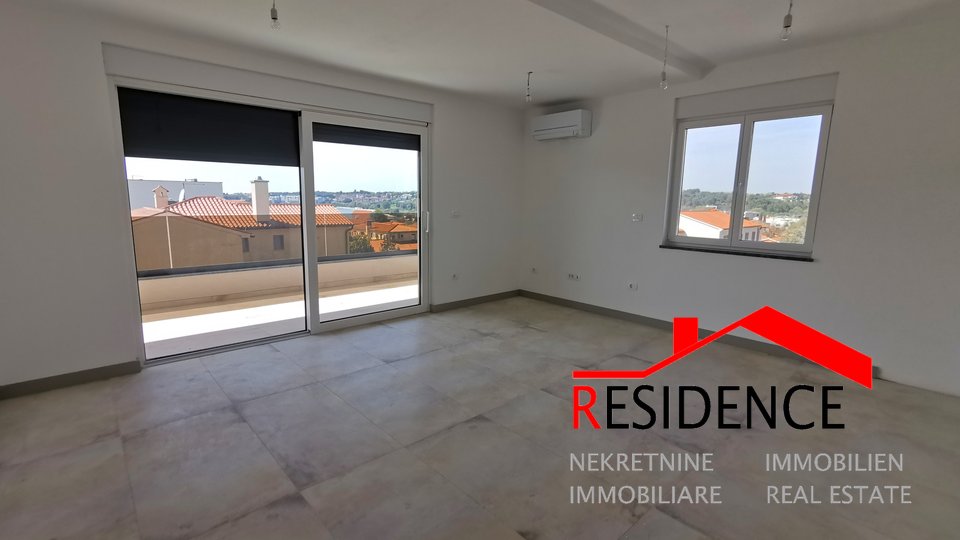 BANJOLE- VOLME, FIRST FLOOR APARTMENT, NEW BUILDING, SEA VIEW