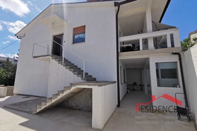 House, 275 m2, For Sale, Pula - Monvidal