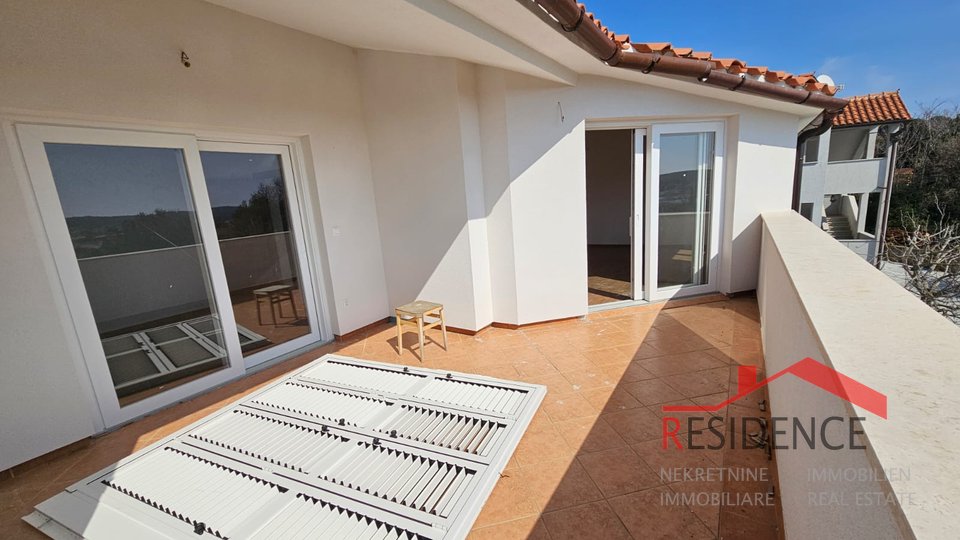 Banjole, a house with three apartments and a sea view