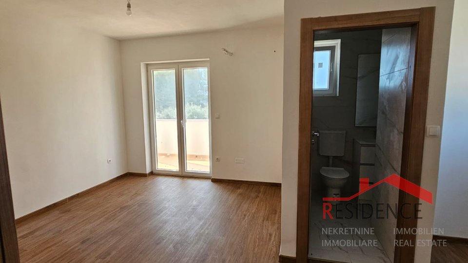 Banjole, ein Haus mit drei Wohnungen und Meerblick