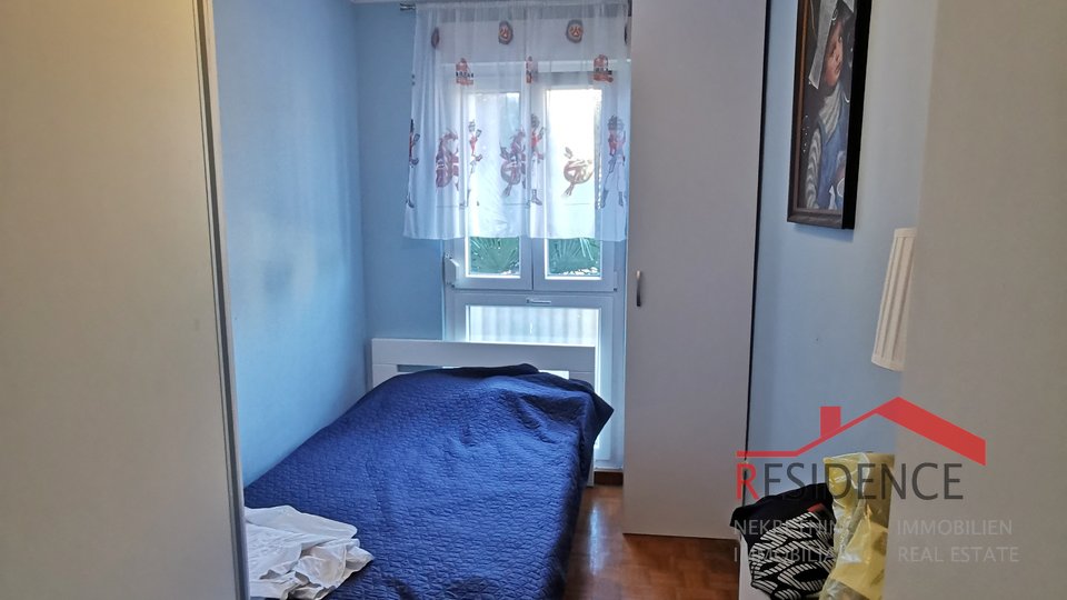 Pula, Vidikovac, apartma s 3 spalnicami, balkon