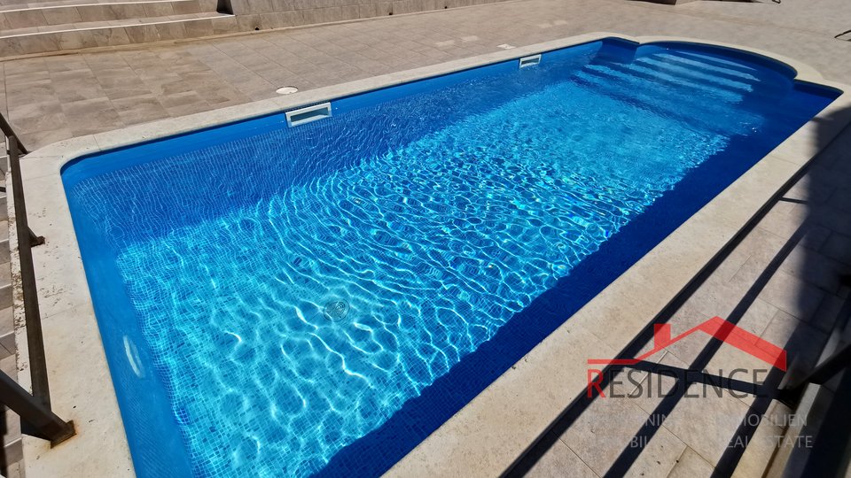 Banjole, ground floor apartment with swimming pool