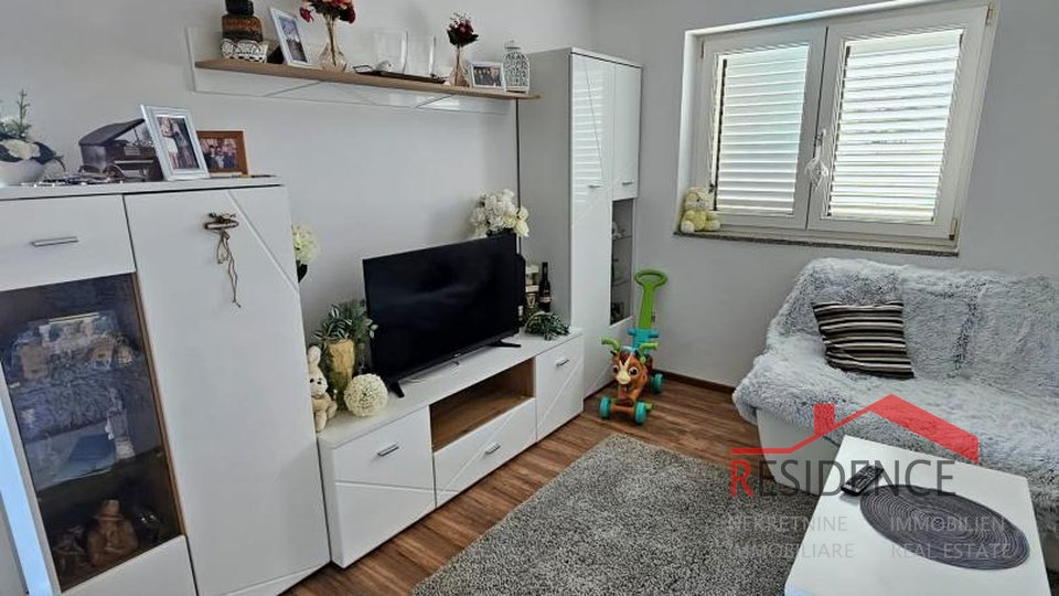 Vinkuran, apartma z 2 spalnicama, 200 metrov do morja