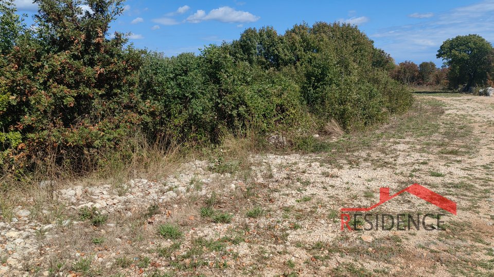 Glavani, terreno edificabile per una casa