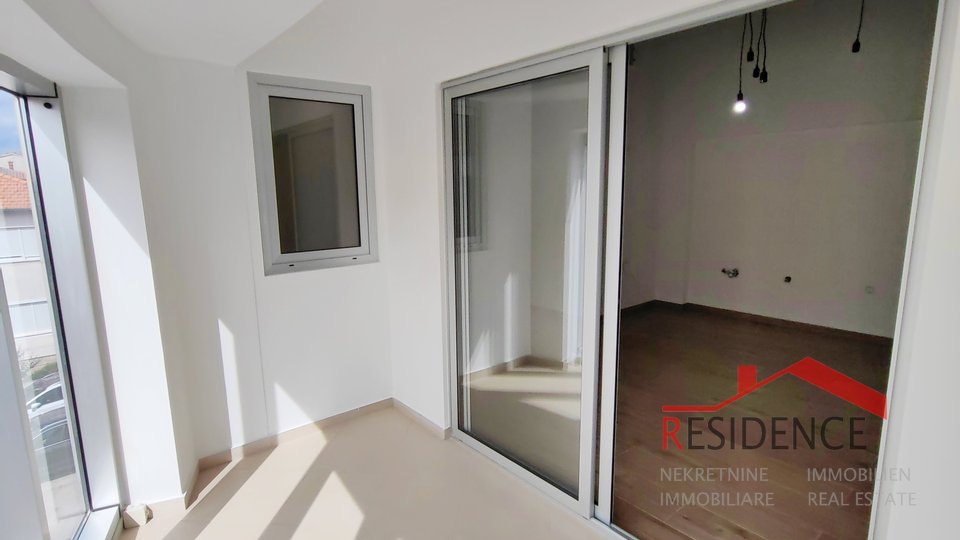 Pula-Veli Vrh, apartment in a new building on the second floor