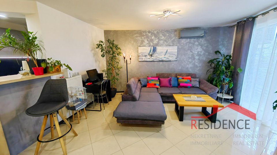 Pula, Monte Magno, beautiful apartment on the ground floor, swimming pool