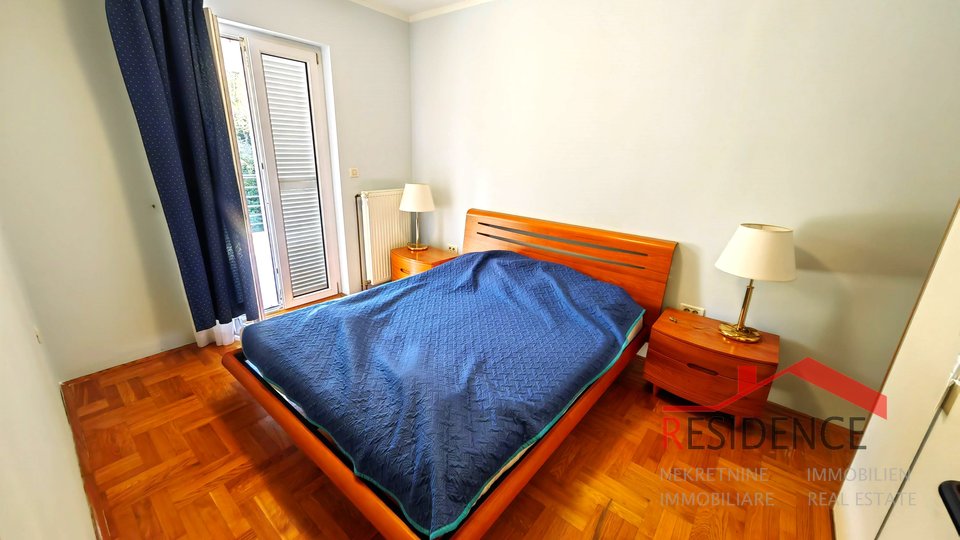 Pula-Verudela, nice apartment on the second floor