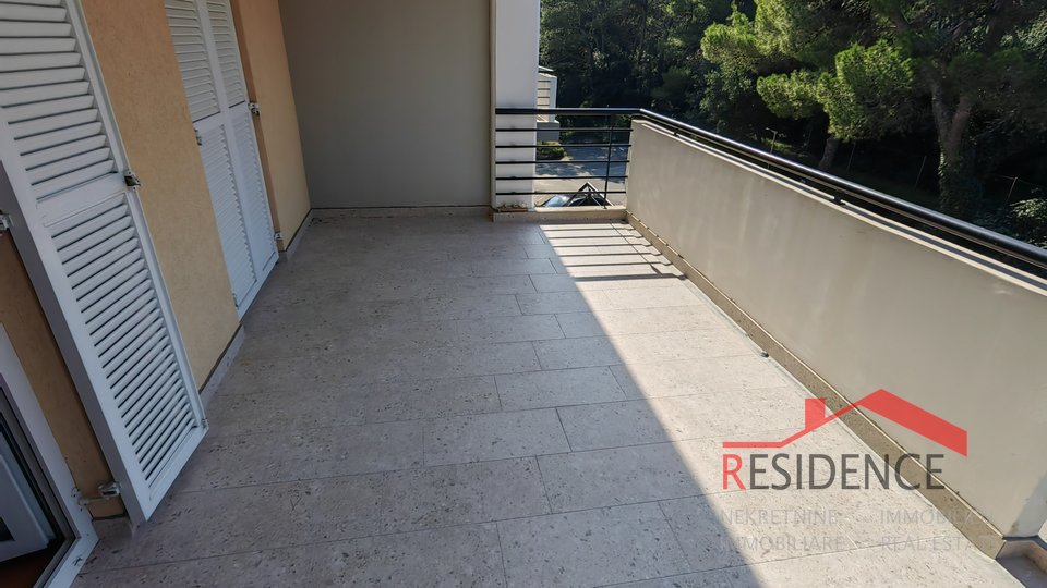 Pula-Verudela, nice apartment on the second floor