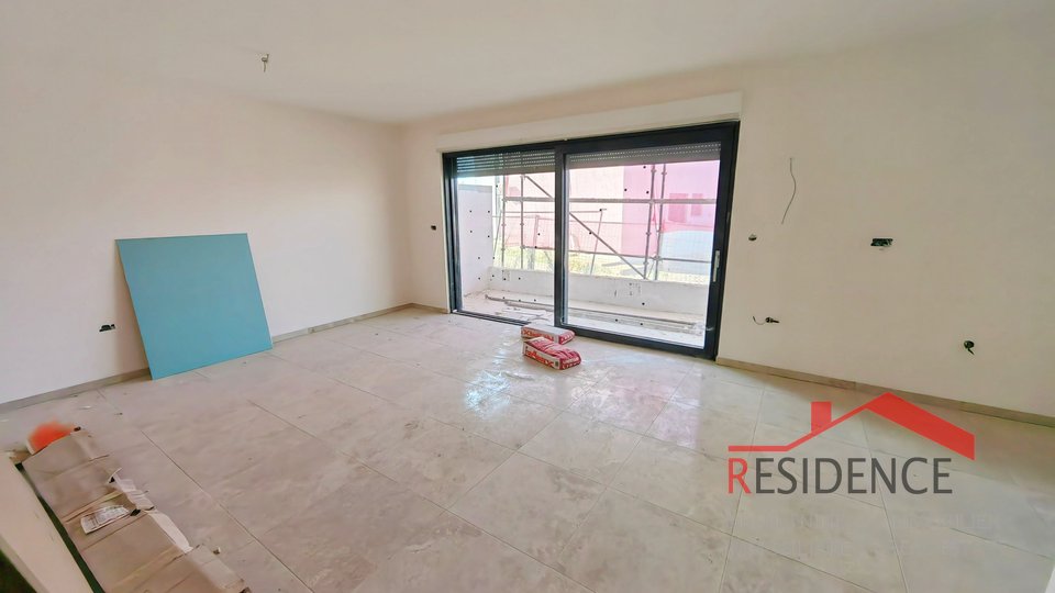 Valbandon, novi trosobni apartman u prizemlju