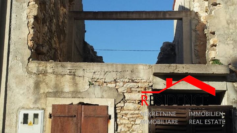 Manjadvorci, old Istrian stone house for complete renovation